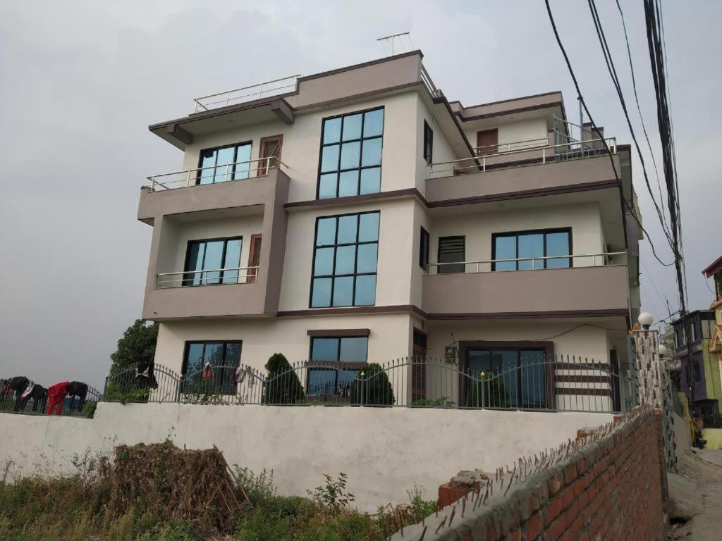 Kathmandu Airport View Hotel And Lodge Eksteriør billede