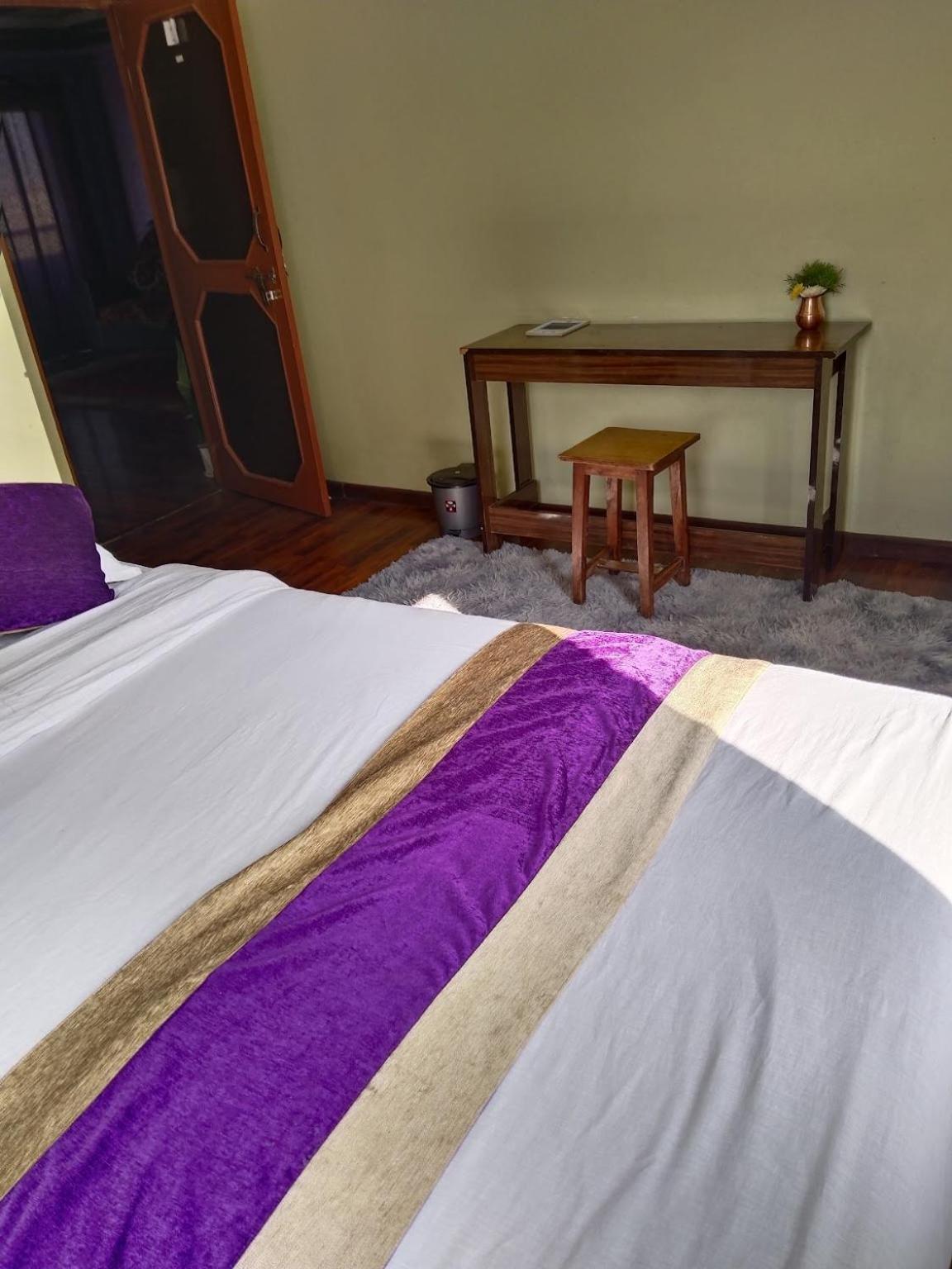 Kathmandu Airport View Hotel And Lodge Eksteriør billede